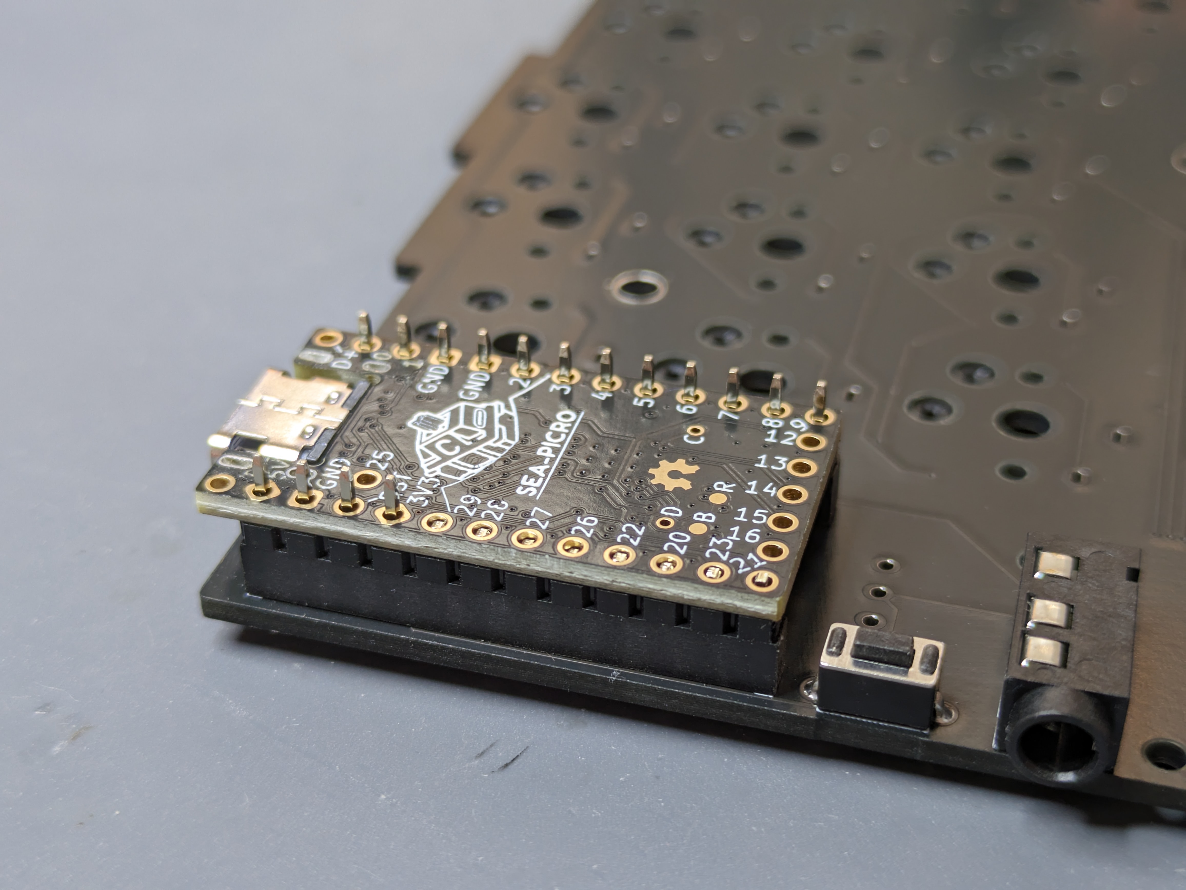 controller-headers-unsoldered
